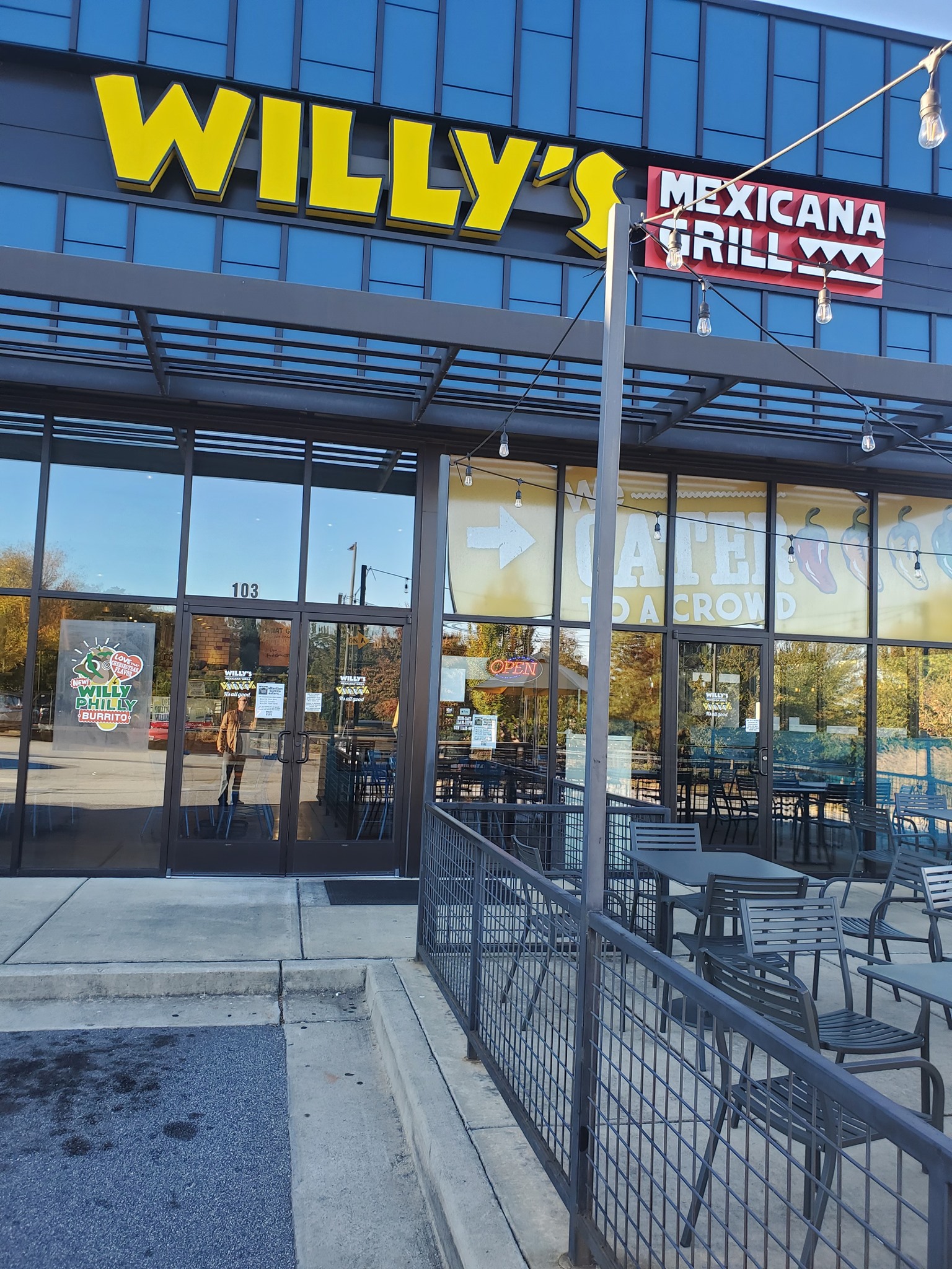 WILLY’S MEXICANA GRILL